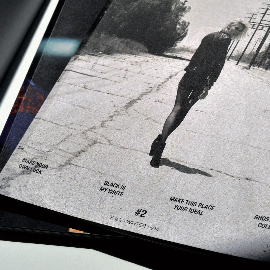 Magazine dos carré collé 3